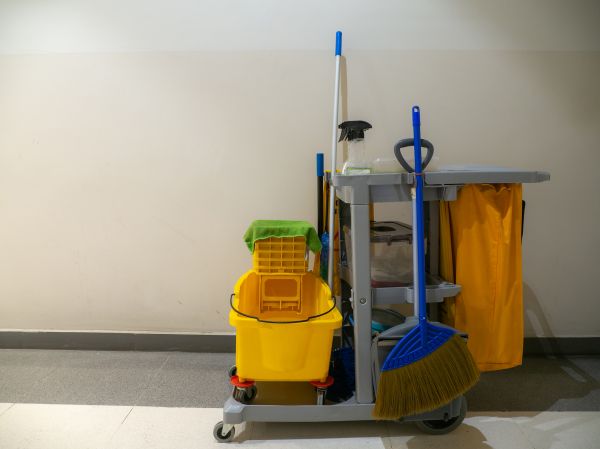 Automobile Dealership Cleaning